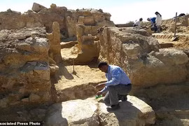 Cận cảnh ngôi đền 2.200 tuổi mới phát hiện ở Ai Cập