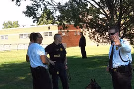 Tai tiếng làm xấu mặt mật vụ Tổng thống Obama