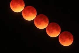 Giải mã những ghi chép giật mình về trăng máu 