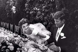 Ảnh mới công bố: Đám cưới hoành tráng của Kennedy