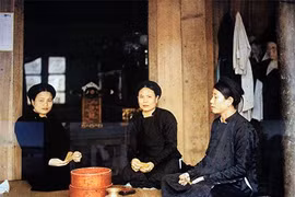 Ảnh độc: Vẻ đẹp không thể "trộn lẫn" của Hà Nội 100 năm trước