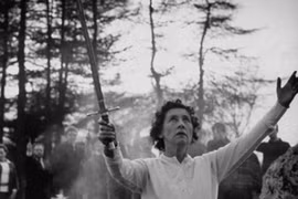 Loạt ảnh của LIFE về thế giới phù thủy thời xưa 