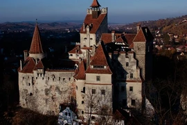 Bí mật giật mình bên trong “lâu đài Dracula” ngoài đời thực 