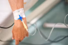 Cực dị bệnh nhân sống thực vật 14 năm bỗng mang thai, sinh con