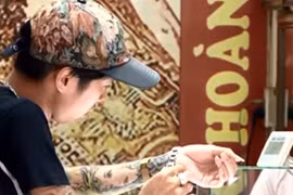 Thủ đoạn mới của tội phạm chuyên “nhắm” các cơ sở buôn vàng bạc