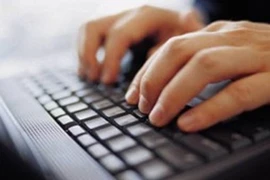 1.100 người sai họ, cán bộ đánh máy lên tiếng