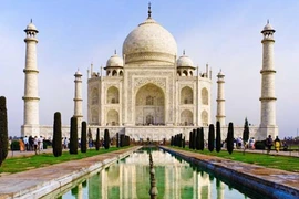 Đây là những địa điểm lừng danh nên đến trước khi quá muộn