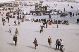 Khoảnh khắc khó quên trước khi Bức tường Berlin sụp đổ 