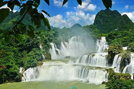 Bản Giốc lọt Top 10 thác nước tuyệt nhất TG