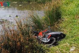 Đi câu cá phát hiện thi thể nam thanh niên dưới mương