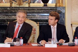 Ảnh độc: Thời thanh xuân của Tổng thống Pháp Emmanuel Macron