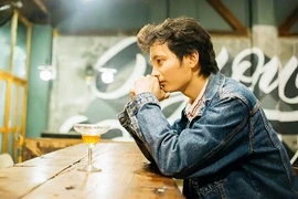 Nữ bê tráp xinh đẹp tháo chạy khỏi lễ ăn hỏi