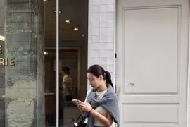 4 mẫu quần làm chị em nổi bật trong mùa lạnh năm 2024