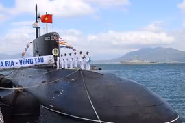 Cận cảnh lễ thượng cờ tàu ngầm Đà Nẵng, Bà Rịa-Vũng Tàu