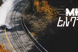 Tuyệt đẹp màn drift cháy đường của Nissan GT-R