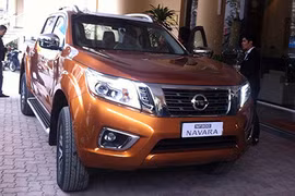 Nissan Navara 2015 bất ngờ lộ diện tại Hà Nội