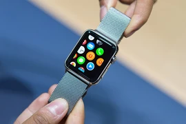 Apple Watch sản xuất đại trà từ tháng 1/2015