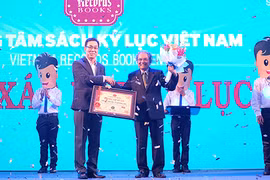 Samsung xác lập 2 kỷ lục mới tại Việt Nam