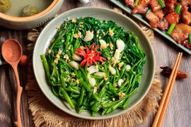 Rau muống xào tỏi, "chiến thần" trong mọi bữa ăn Việt bổ dưỡng cỡ nào?