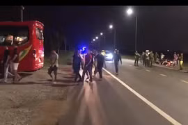 19 đối tượng mang hung khí đi xe khách tới Bình Thuận