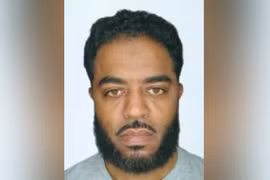 Danh tính nghi phạm vụ đâm xe, xả súng ở Mỹ đêm giao thừa