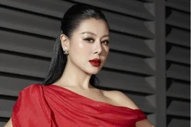 Diễn viên Nam Thư tố cáo homestay làm lộ hình ảnh riêng tư 