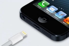 Sạc iPhone 5 “rởm” khiến người đẹp bỏ mạng?