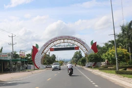 Bình Thuận: Gói thầu xây lắp 5 tỷ, chỉ Cty Thanh Niên tham gia