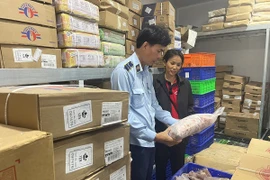 Cẩn trọng với thực phẩm đông lạnh không rõ nguồn gốc