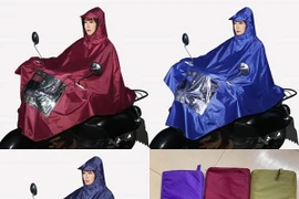 Đồ dùng đi mưa vào mùa sôi động