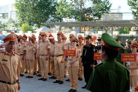 Ứng trực 100% lực lượng CSGT đảm bảo ATGT cho học sinh đến trường