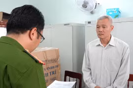 Khởi tố nguyên cán bộ Khu kinh tế Dung Quất nhận hối lộ