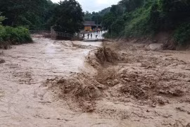 Những việc tối cần thiết để sống sót qua lũ lụt