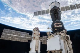 Rộ tin NASA lên kế hoạch sơ tán khẩn cấp trạm vũ trụ ISS