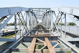 Bắt đầu thi công xây dựng cầu Ghềnh mới