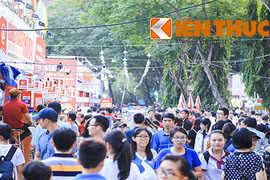 Người Sài Gòn nườm nượp tới Hội sách ngày bế mạc
