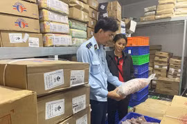 Cẩn trọng với thực phẩm đông lạnh không rõ nguồn gốc