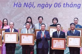 Các Nghệ sĩ Nhân dân, Nghệ sĩ Ưu tú là "vốn quý của đất nước"