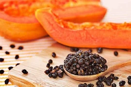 Lợi ích bất ngờ của hạt đu đủ 