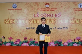 Chế tạo thiết bị bay không người lái, ghi danh Sách vàng Việt Nam