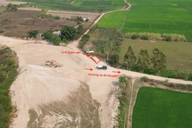 "Bát nháo" khai thác cát trên sông Krông Ana