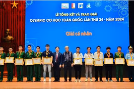 Chủ tịch Phan Xuân Dũng: Khuyến khích tài năng trẻ trong lĩnh vực KH&CN