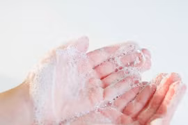 Sai lầm khi dùng dung dịch vệ sinh vùng kín