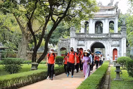 Tính toán lợi ích hài hòa khi tăng giá vé tham quan ở Hà Nội 