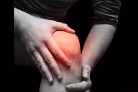 8 cách giảm cơn đau khớp gối