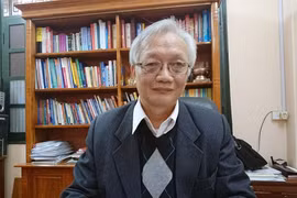 Không nên bắt buộc giáo viên có giấy chứng nhận nghề nghiệp