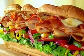 Tranh cãi về chất hóa học gây chết người trong fastfood