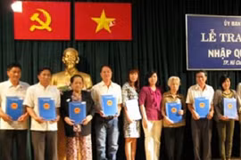 Hàng triệu kiều bào có nguy cơ mất quốc tịch Việt Nam