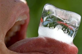 Mổ xẻ xu hướng ăn đá lạnh giảm cân