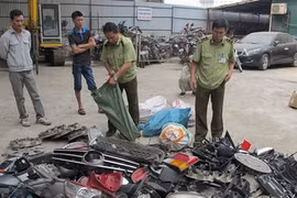 Phát hiện hàng ngàn phụ tùng ô tô cấm nhập